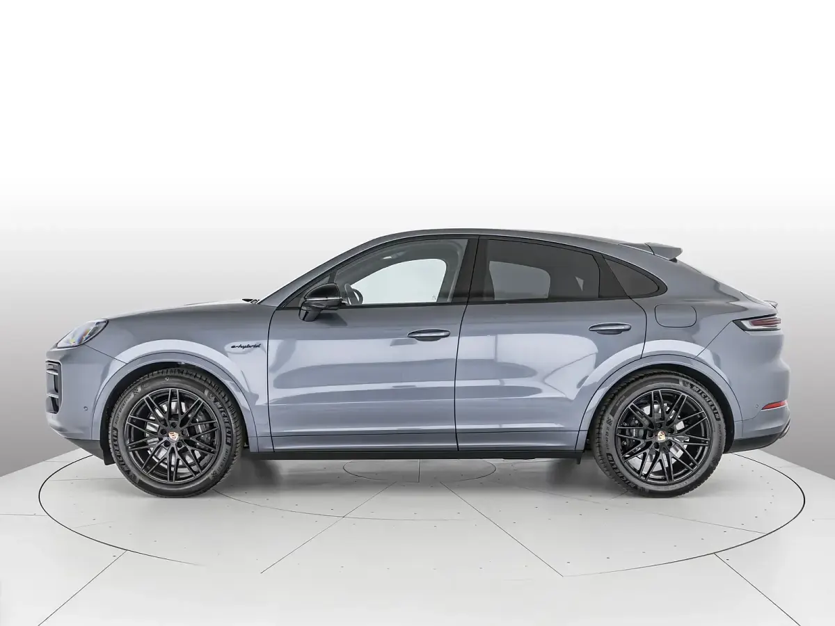 Nuova Porsche Cayenne Black Edition 2026 Grigio vanadio metallizzato SUV