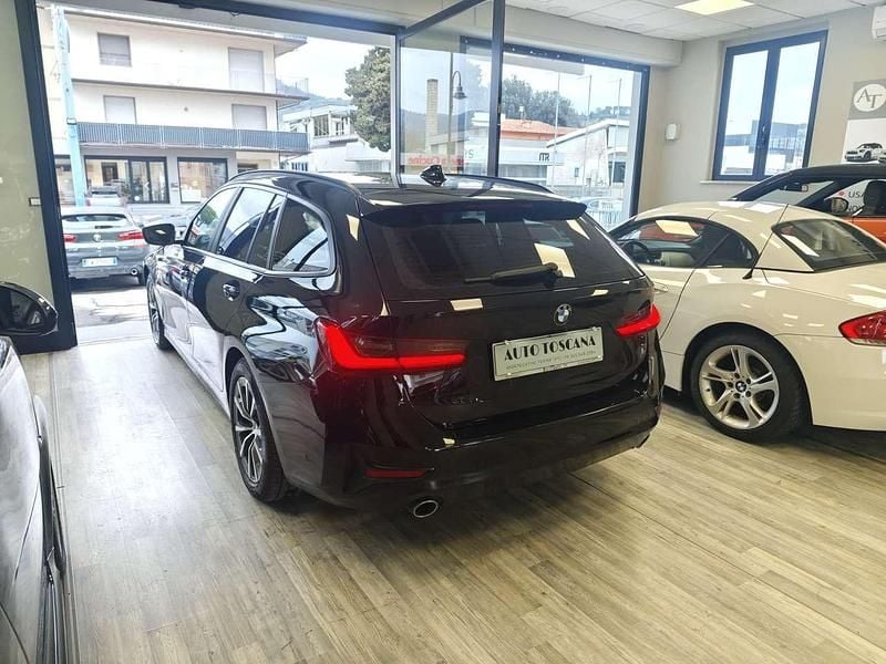 Usata BMW 318 Sport Line 150 CV (110 kW) 2020 Nero Station wagon