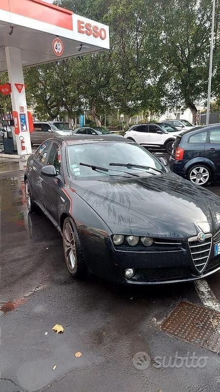 Usata Alfa Romeo 159 120 CV (88 kW) 2010 Nero Berlina