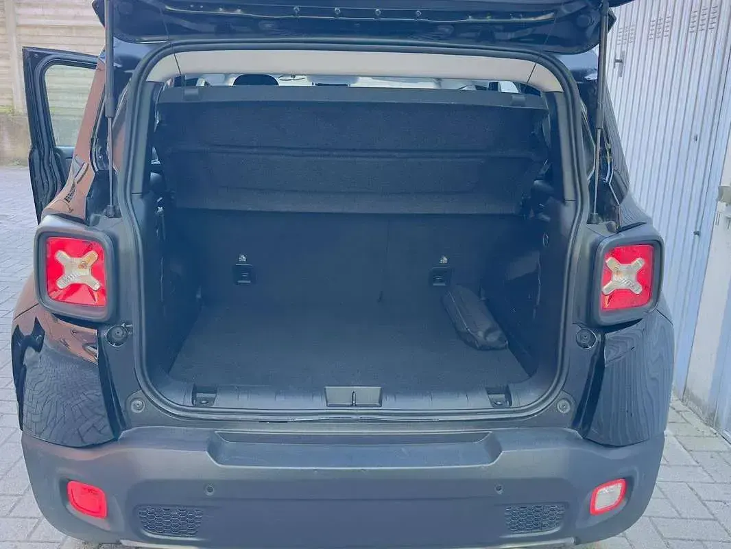 Usata Jeep Renegade Limited 131 CV (96 kW) 2023 Nero SUV