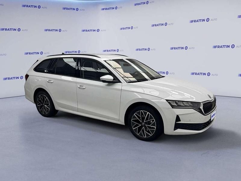 Usata Skoda Octavia Executive 150 CV (110 kW) 2025 Bianco met Station wagon