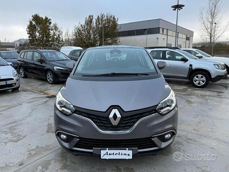 Usata Renault Grand Scénic IV 150 CV (110 kW) 2019 Grigio Monovolume