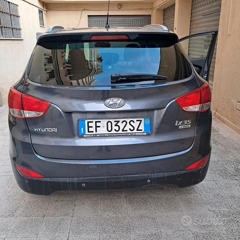 Usata Hyundai ix35 115 CV (84 kW) 2011 Grigio SUV