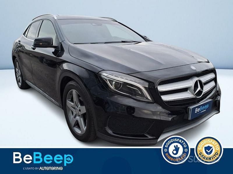 Usata Mercedes GLA200 Premium 136 CV (100 kW) 2017 Nero metallizzato SUV
