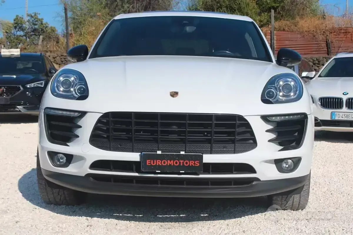 Usata Porsche Macan 252 CV (185 kW) 2018 Bianco SUV