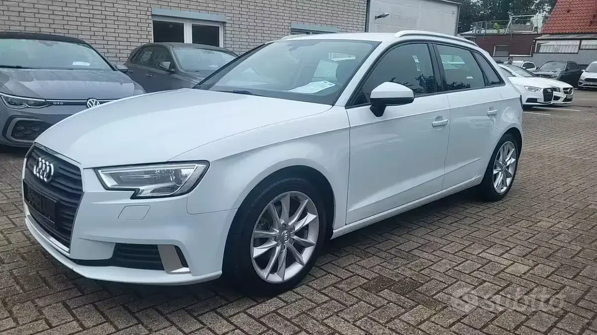 Usata Audi A3 Sport 116 CV (85 kW) 2019 Bianco Berlina