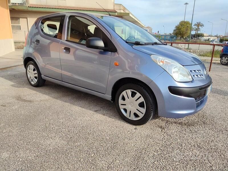 Usata Nissan Pixo 68 CV (50 kW) 2009 Blu Utilitaria