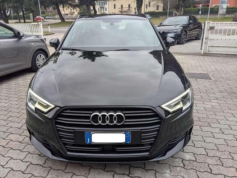 Nero Usata 2019 Audi A3 Ambiente Tre volumi | 17.900 € (Ottimo prezzo) - Immagine 1/4