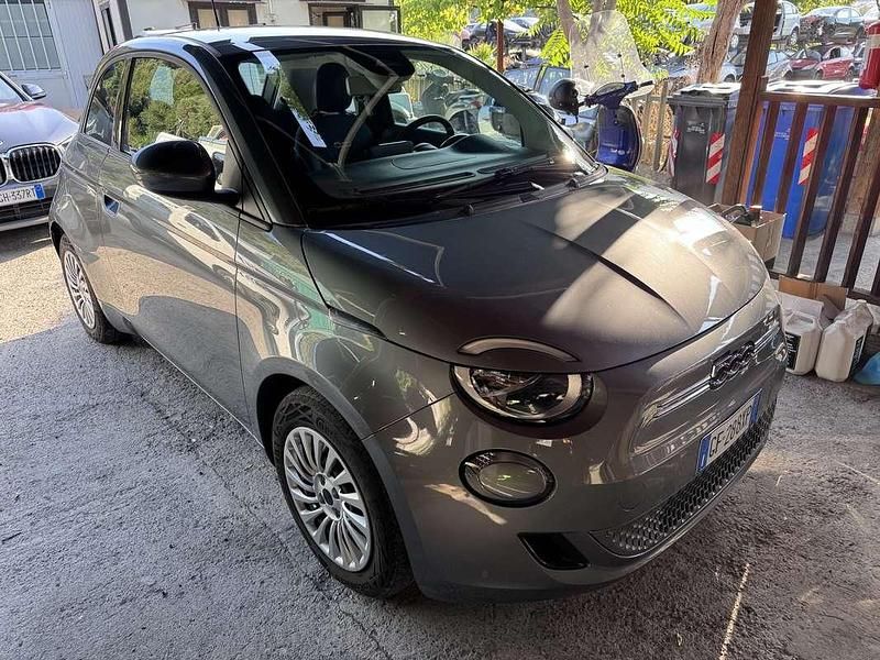 Usata 2021 Fiat 500e Action Due volumi | 11.500 € (Super prezzo) - Immagine 1/4