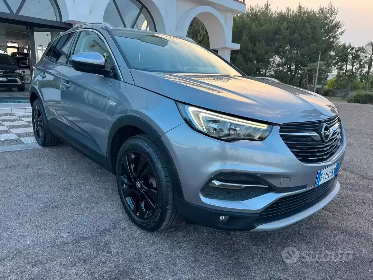 Usata Opel Grandland X Innovation 131 CV (96 kW) 2019 Grigio SUV