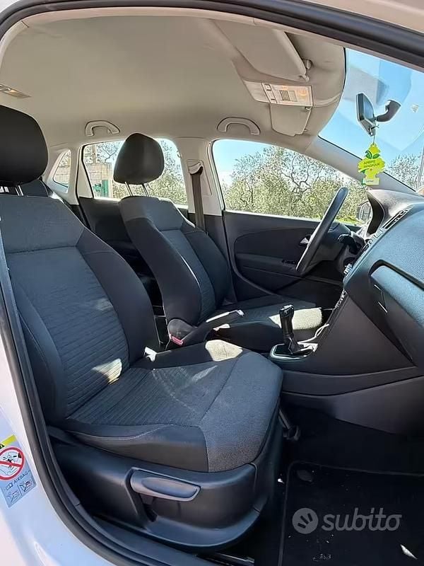 Usata VW Polo 75 CV (55 kW) 2012 Bianco Utilitaria