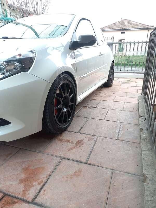 Brugt Renault Clio II R.S. 200 HK (147 kW) 2010 Hvid Sedan