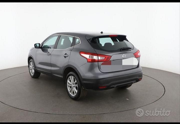 Usata Nissan Qashqai 131 CV (96 kW) 2016 Grigio SUV