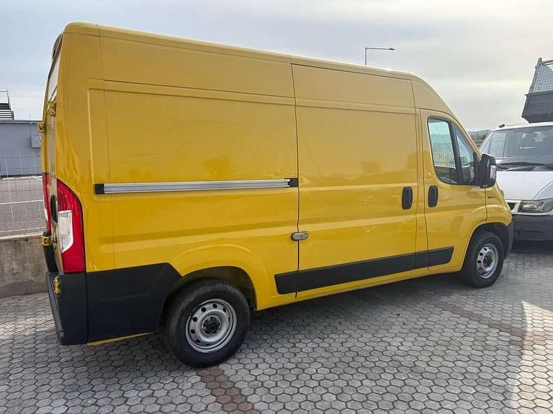 Usata Fiat Ducato 33 120 CV (88 kW) 2021 Giallo Furgone