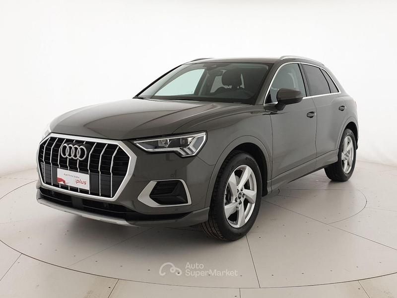 Usata Audi Q3 Advanced 150 CV (110 kW) 2023 Grigio chronos metallizzato SUV