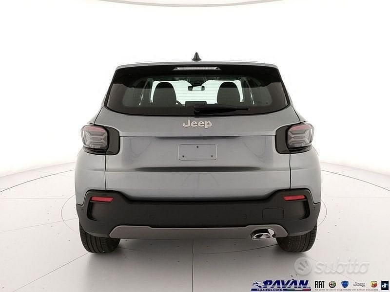 Nuova Jeep Avenger Longitude 101 CV (74 kW) 2025 Nero SUV