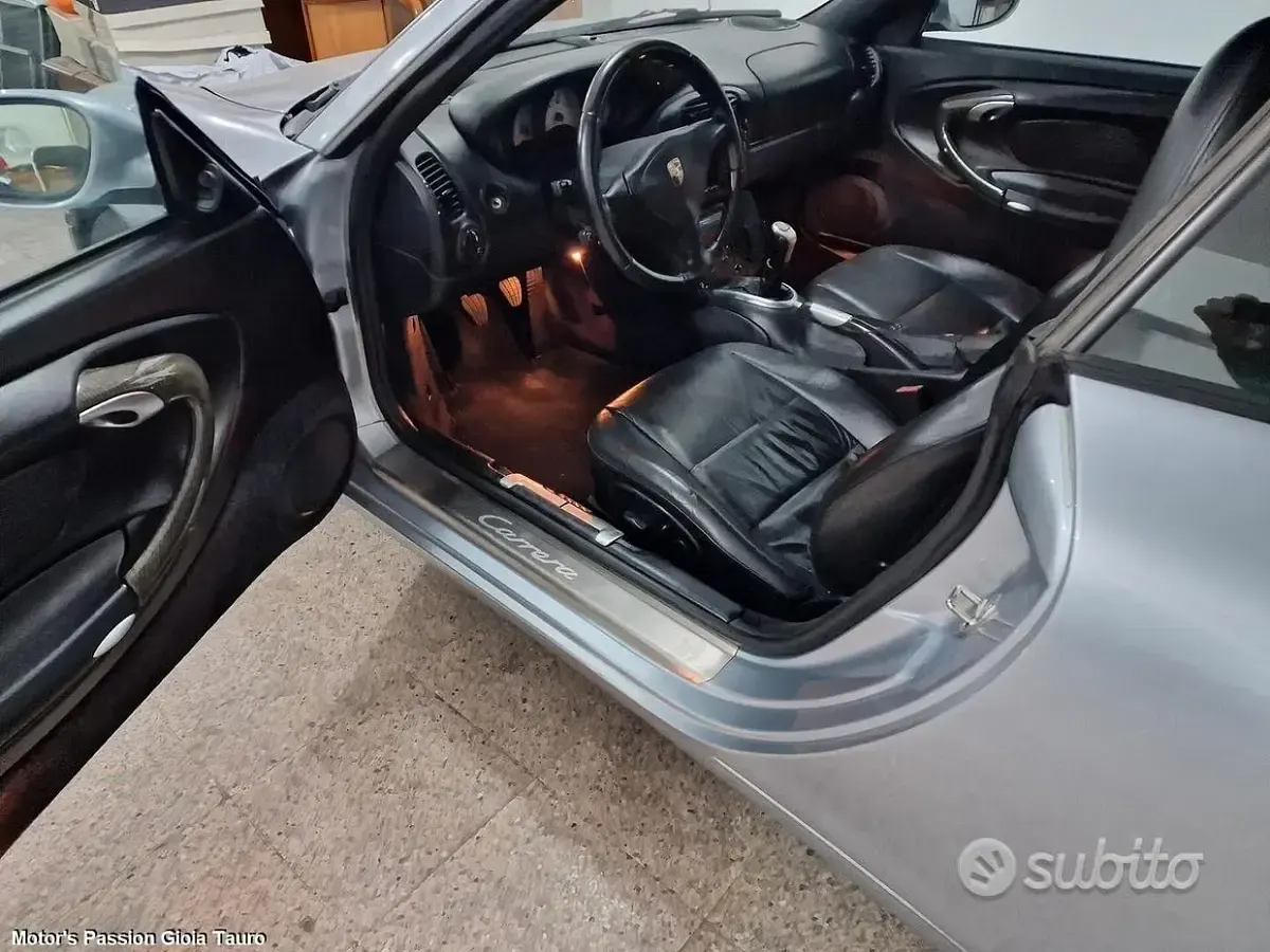 Usata Porsche 911 Carrera Cabriolet 300 CV (220 kW) 1999 Grigio Cabrio