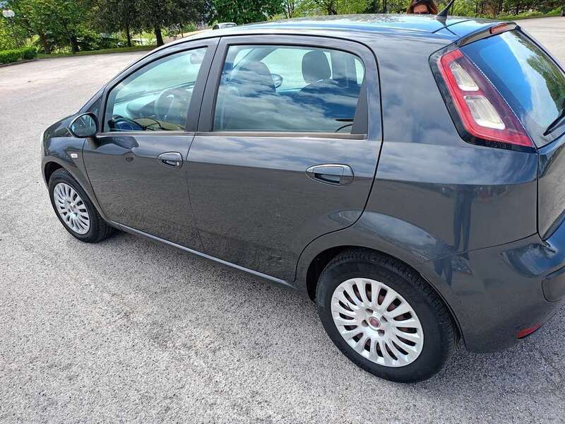 Venduto Fiat Punto Evo 5p 1.4 Dynamic. - auto usate in vendita