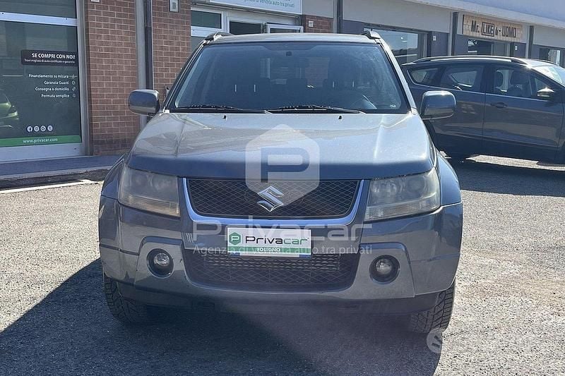Second-hand Suzuki Grand Vitara 129 CP (94 kW) 2007 Gri SUV