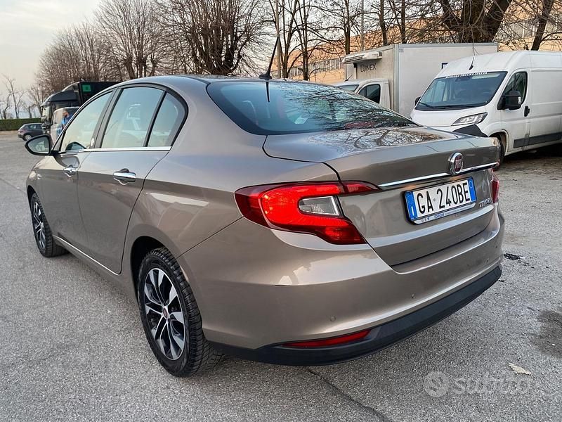Usata Fiat Tipo Lounge 95 CV (69 kW) 2020 Grigio Berlina