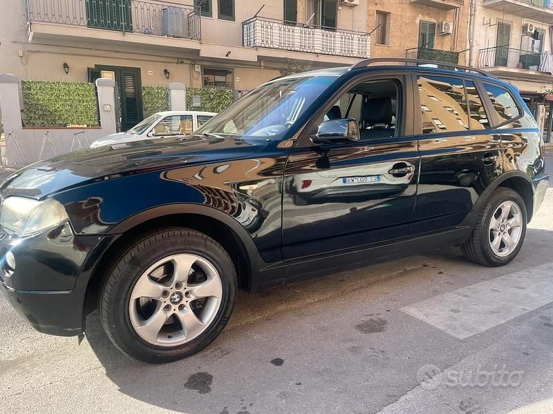 Nero Usata 2007 BMW X3 SUV | 3800 € (Super prezzo) - Immagine 1/4