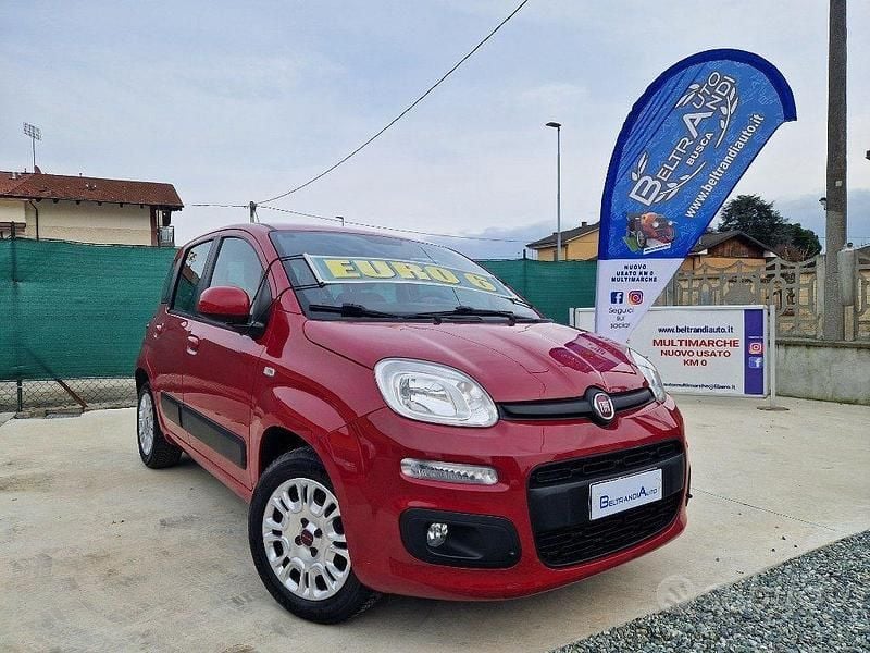 Usata Fiat Panda 69 CV (50 kW) 2015 Rosso Utilitaria