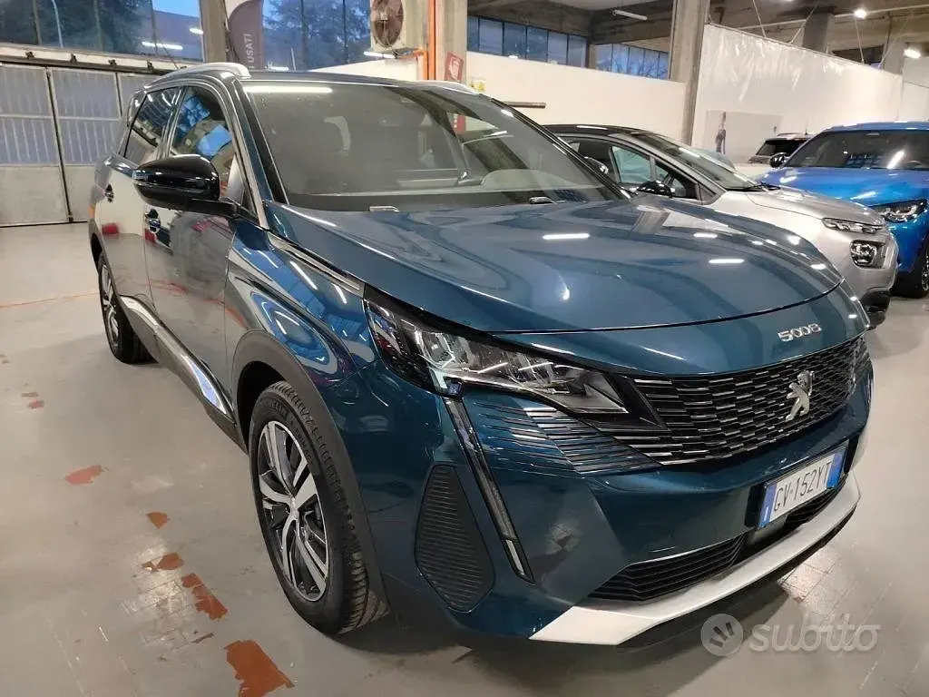 Usata Peugeot 5008 Allure 131 CV (96 kW) 2024 Blu SUV