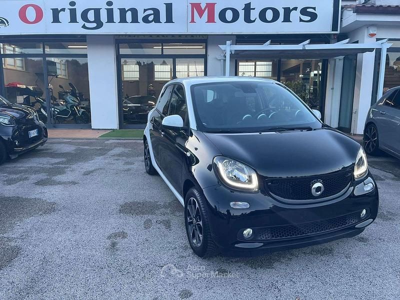 Occasion Smart ForFour Prime 90 ch (66 kW) 2015 Noir Citadine