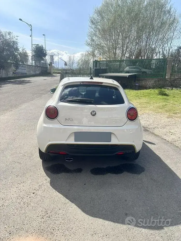 Usata Alfa Romeo MiTo 95 CV (69 kW) 2011 Bianco Utilitaria