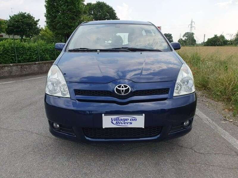 Usata Toyota Corolla Verso Sol 129 CV (94 kW) 2005 Blu/azzurro Monovolume
