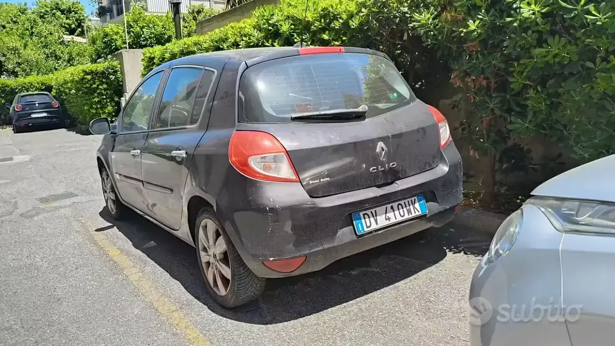 Usata Renault Clio II 101 CV (74 kW) 2009 Nero Berlina