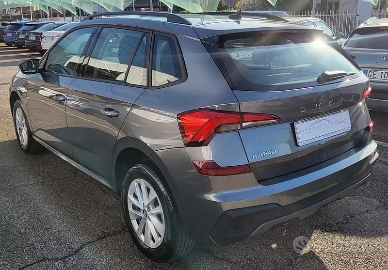 Usata Skoda Kamiq 95 CV (69 kW) 2024 Grigio SUV
