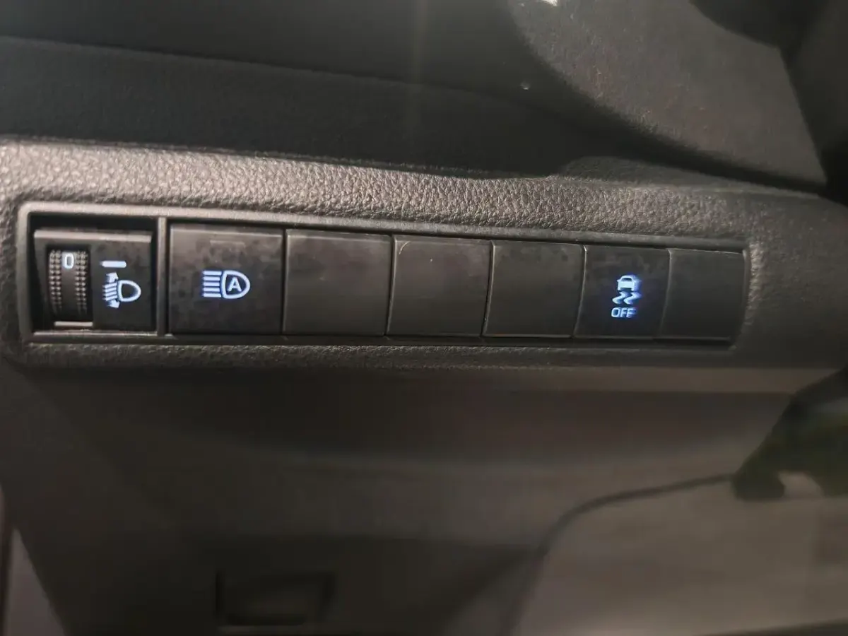 Usata Toyota Corolla Style 122 CV (89 kW) 2020 Nero Berlina