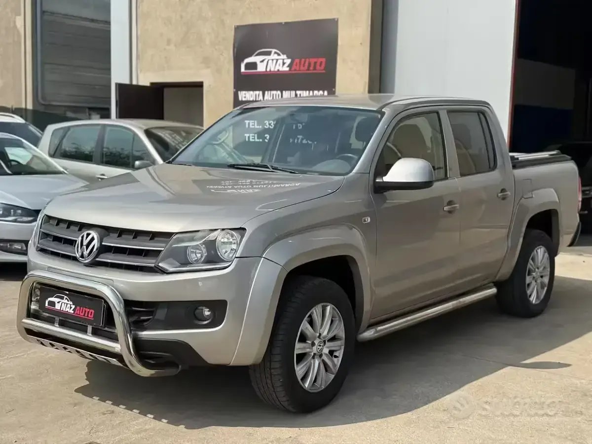 Usado VW Amarok Highline 164 CV (120 kW) 2012 Gris Pickup/Camioneta