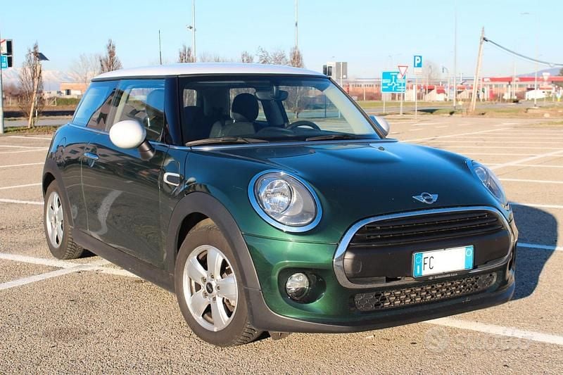 Usata Mini ONE 75 CV (55 kW) 2016 Verde Utilitaria