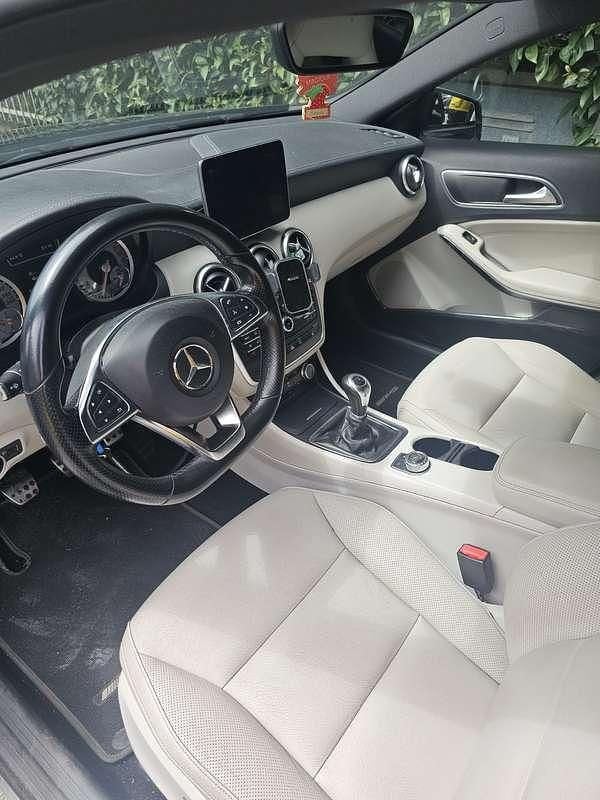 Usata Mercedes A200 Edition 156 CV (114 kW) 2015 Nero Berlina