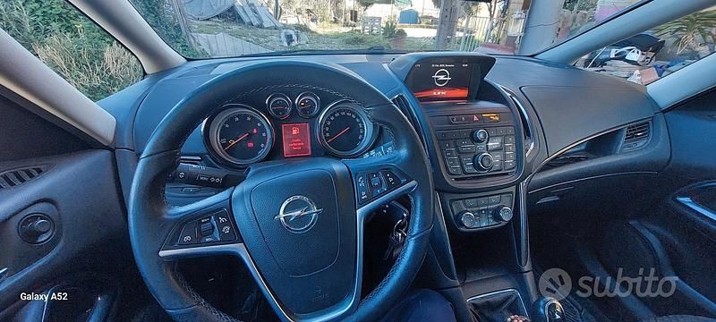 Usata Opel Zafira 136 CV (100 kW) 2016 Nero Monovolume