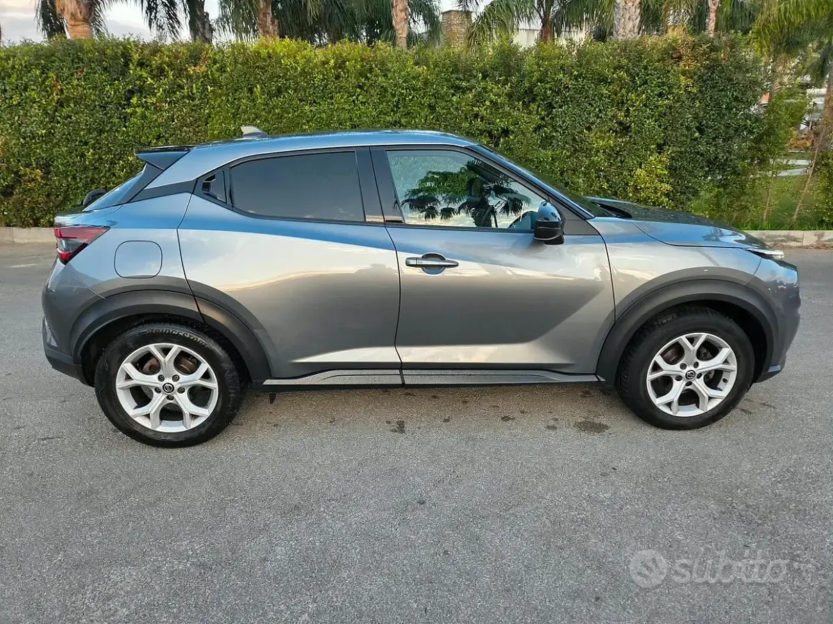 Usata Nissan Juke N-Connecta 114 CV (83 kW) 2022 Grigio SUV