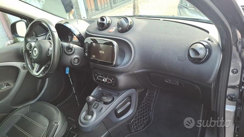 Usata Smart ForFour 2019 Utilitaria