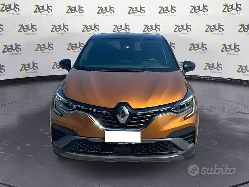 Usata Renault Captur 143 CV (105 kW) 2022 SUV