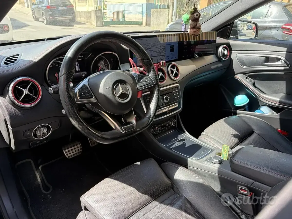 Usata Mercedes CLA200 Shooting Brake 136 CV (100 kW) 2017 Nero Station wagon