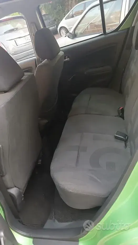 Usata Opel Agila 65 CV (47 kW) 2008 Verde Utilitaria