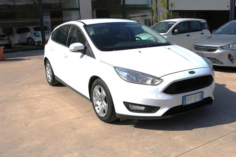 Usata Ford Focus 120 CV (88 kW) 2018 Bianco Berlina