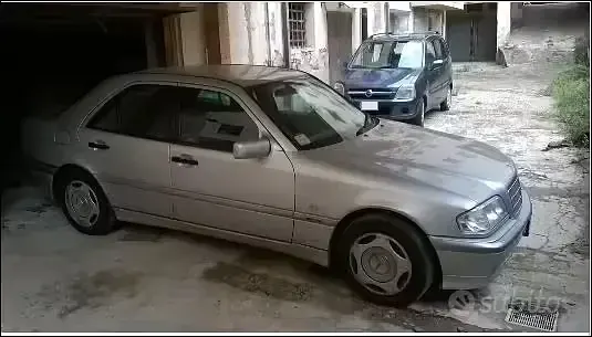 Usata Mercedes 180 1999 Berlina