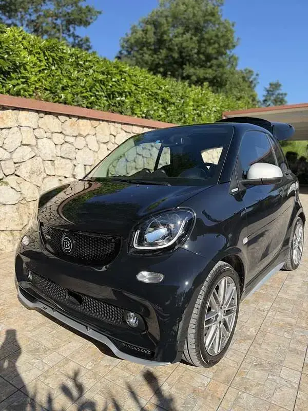 Usata Smart ForTwo Cabrio Brabus 90 CV (66 kW) 2019 Cabrio