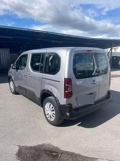 Usata Peugeot Rifter 2020 Grigio Monovolume