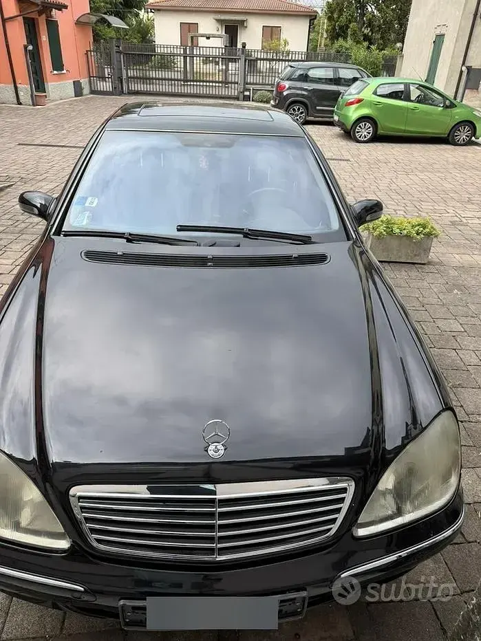 Usata Mercedes S500 306 CV (225 kW) 2001 Nero Berlina