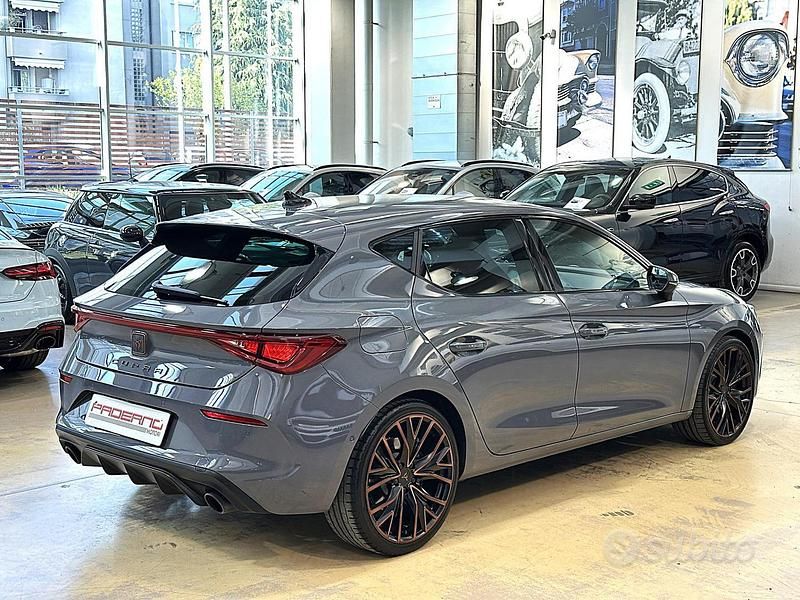 Usata Cupra Leon 245 CV (180 kW) 2022 Grigio Berlina