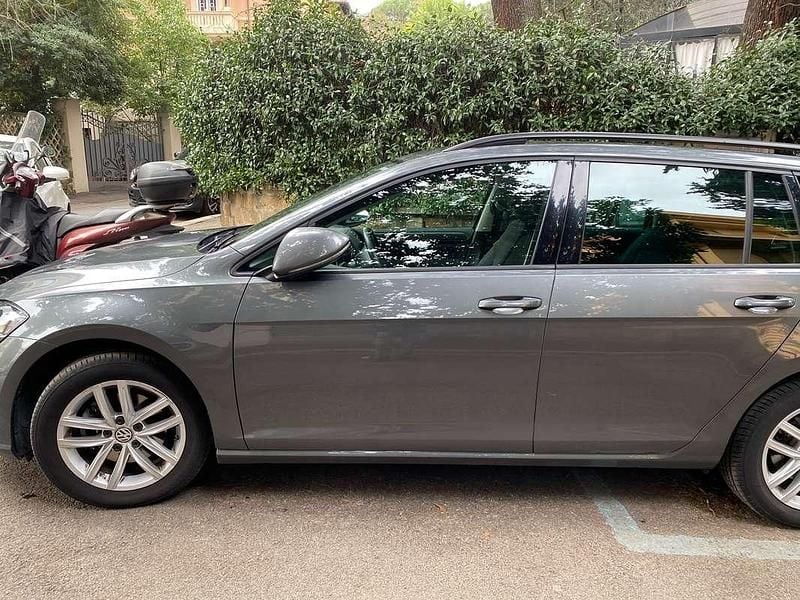 Usata VW Golf VII Trendline 116 CV (85 kW) 2019 Grigio Station wagon