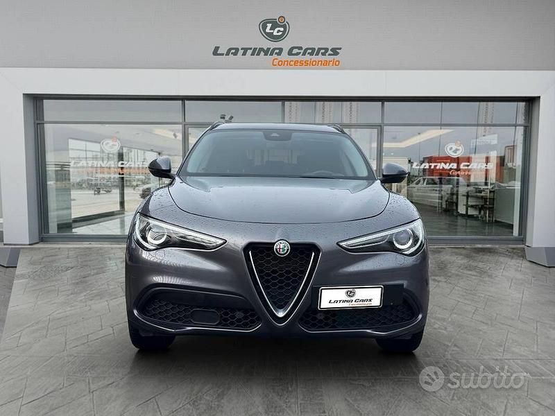 Usata Alfa Romeo Stelvio Executive 190 CV (139 kW) 2019 Grigio SUV